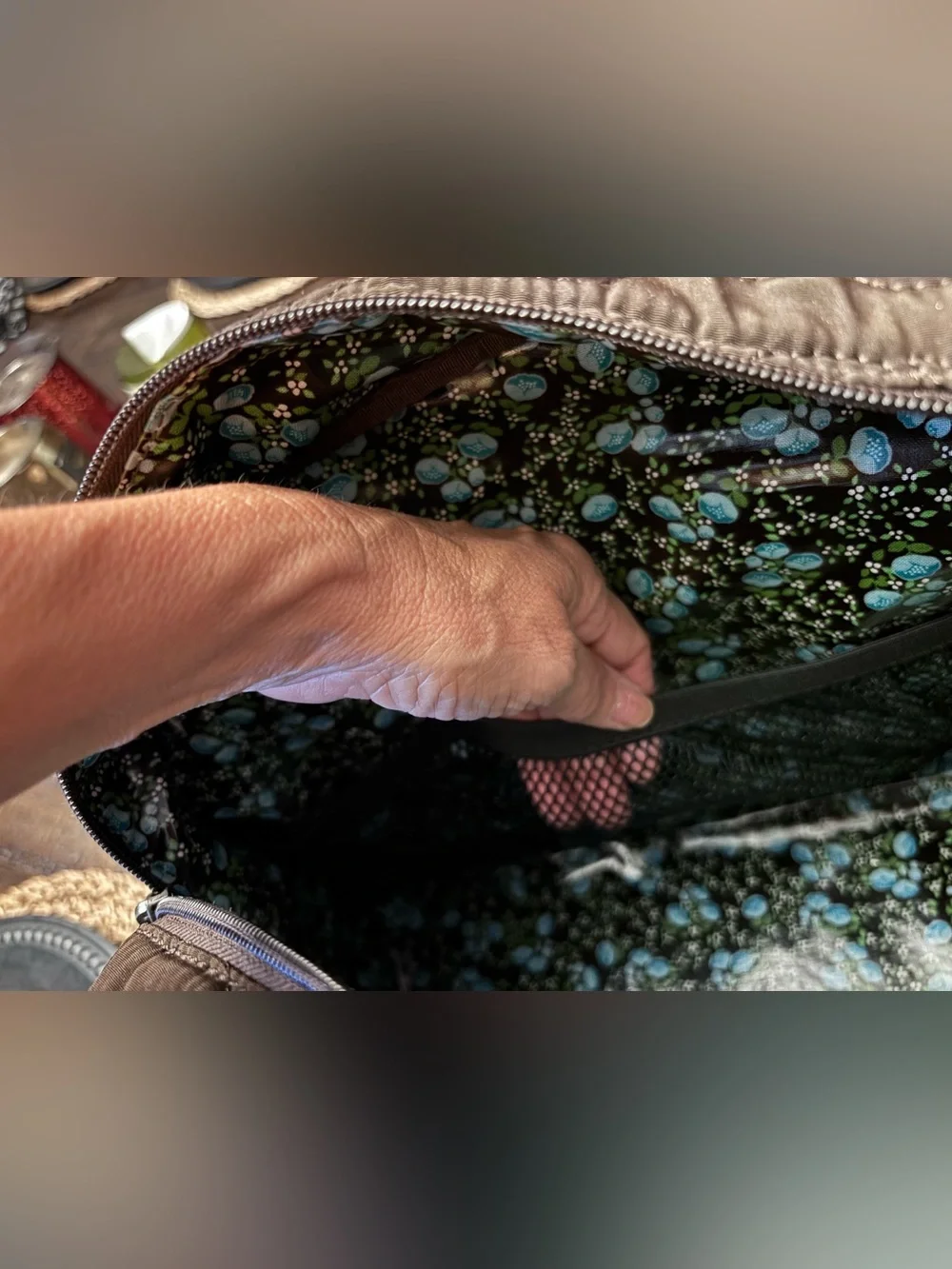 VERA BRADLEY Bowler Weekener Bag Tote😍
